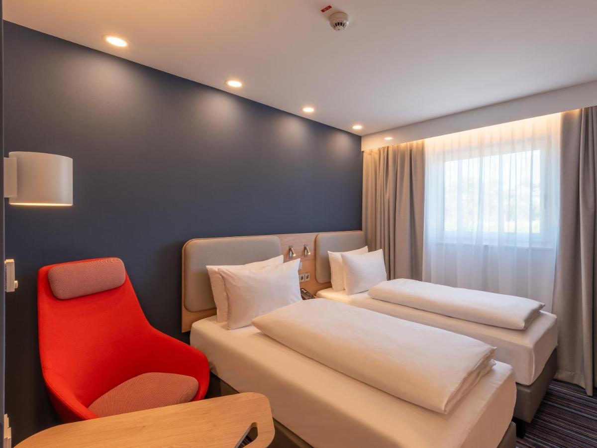 Holiday Inn Express - Hamburg South A7-As42 By Ihg Эгесторф Экстерьер фото