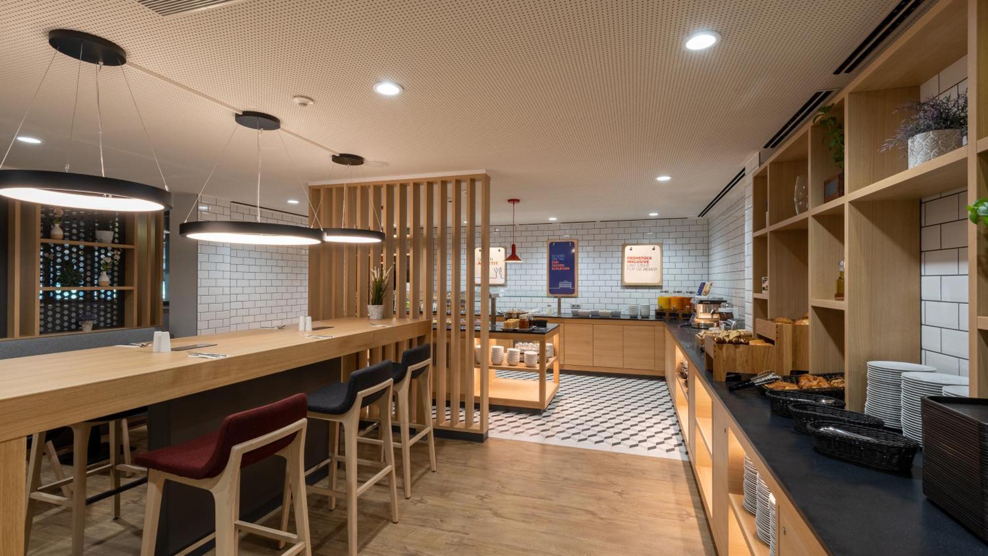 Holiday Inn Express - Hamburg South A7-As42 By Ihg Эгесторф Экстерьер фото