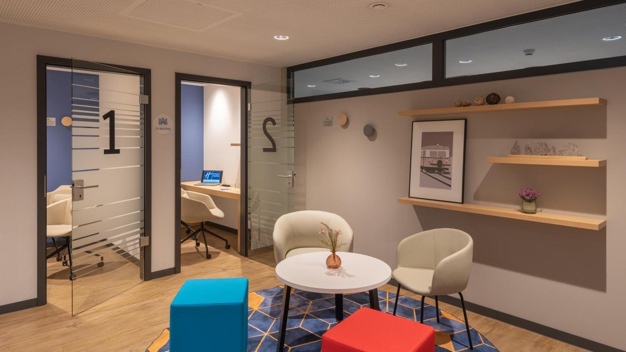 Holiday Inn Express - Hamburg South A7-As42 By Ihg Эгесторф Экстерьер фото